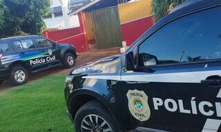 Viaturas da polícia em frente a motel onde ocorreu confronto (Foto: Adilson Domingos)
