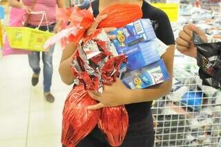 Ovo de P&aacute;scoa &eacute; o item que mais pesa no bolso dos leitores, aponta enquete