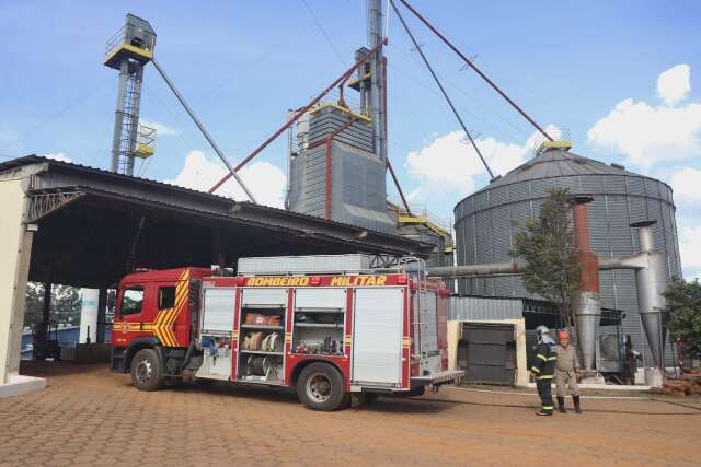 Inc&ecirc;ndio atinge secadora de empresa de armazenamento de gr&atilde;os