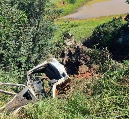 Motorista de caminh&atilde;o morre em acidente na Serra de Rio Negro