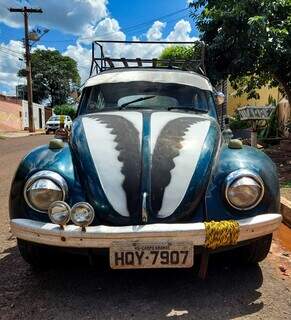 Fusca de 1970 ganhou at&eacute; u&iacute;sque e conhaque para ficar a cara do dono