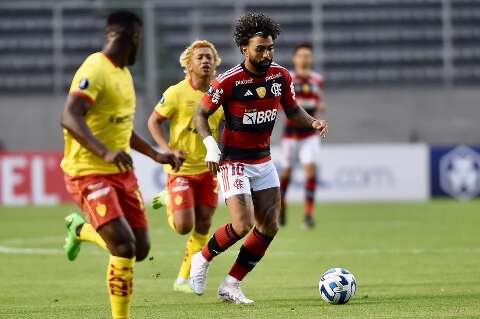 Jogando em casa, Aucas vence Flamengo em estreia na Libertadores