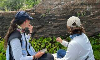 Grupo de pesquisadores analisam pontos para mapear nova rota de turismo no Pantanal. (Foto: IHP)
