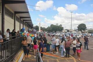 Mem&oacute;ria afetiva atrai at&eacute; evang&eacute;licos na fila pelo peixe da Sexta-feira Santa