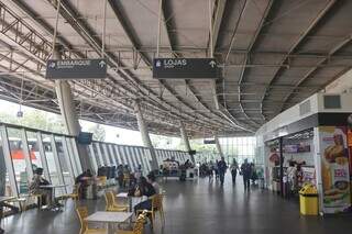 Terminal Rodoviário Antônio Mendes Canale, no bairro Universitário, na manhã desta sexta-feira (7). (Foto: Paulo Francis)