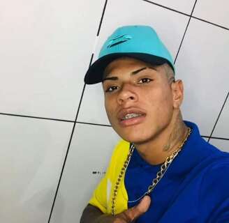 Jovem é morto após atirar contra policiais