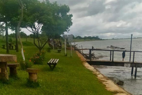 Jovem cai de caiaque e desaparece no lago da Usina S&eacute;rgio Motta