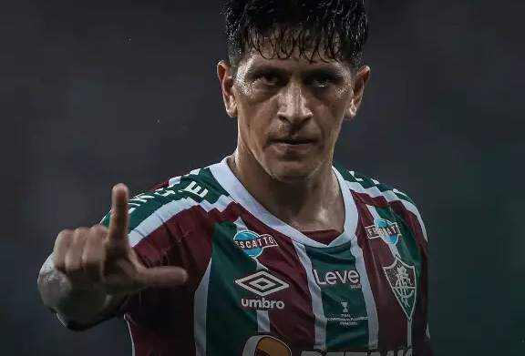 Fluminense goleia o Flamengo e é bicampeão carioca — Fluminense