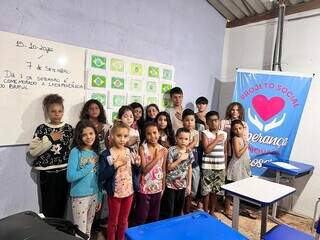 Crianças atendidas pelo Instituto Social Esperança.(Foto: Arquivo pessoal)