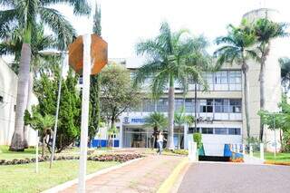 Fachada da prefeitura de Campo Grande. (Foto: Paulo Francis)