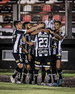 Santos vence Botafogo-SP e abre vantagem na Copa do Brasil
