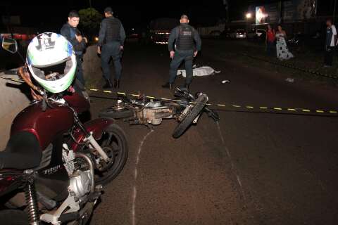 Motociclista morto em acidente no trevo Imbirusssu tinha só 17 anos, sem CNH