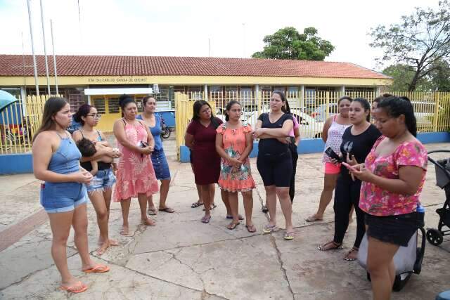 Inseguras, m&atilde;es pedem aulas on-line na rede p&uacute;blica de Campo Grande