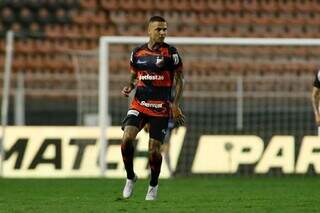 Estreante Thiaguinho na partida desta sexta-feira. (Foto: Miguel Schincariol)