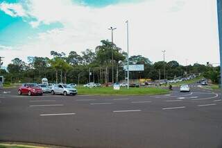 Rotatória na Avenida Mato Grosso com fluxo maior de motoristas que vem do Parque dos Poderes (Foto Alex Machado)