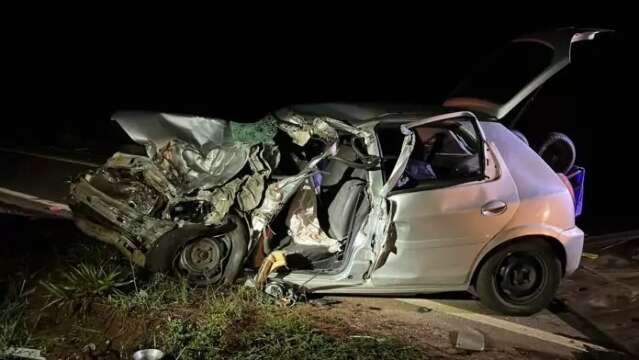 Motorista invade pista, bate em caminh&atilde;o e morre na BR-158 