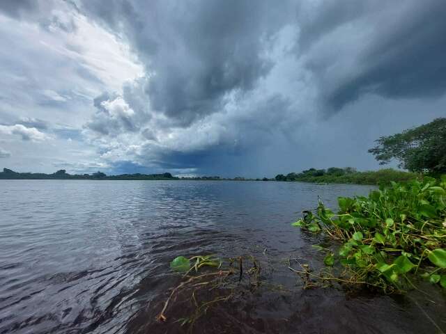 Com 6 focos de inc&ecirc;ndio em 15 dias, Pantanal est&aacute; em alerta para chuvas