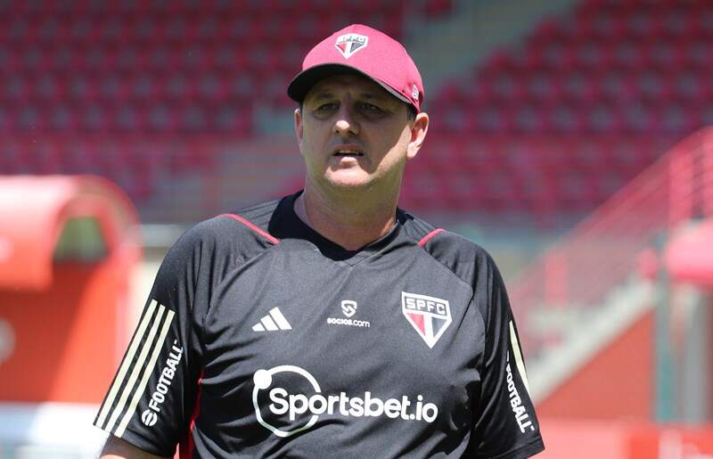 Ex-goleiro Rogério Ceni é demitido do comando técnico do São Paulo 