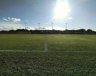 Estádio das Moreninhas em tarde de sol (Foto: Anderson Ramos)