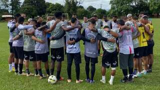 Elenco do Novo em treinamento (Foto: Divulgação)