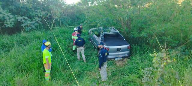 Motorista &eacute; baleado em t&uacute;nel, cai em barranco e morre na BR-163