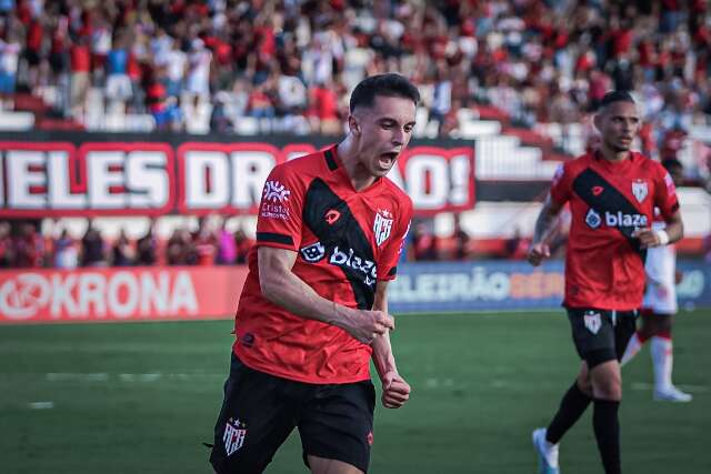 Jogando em casa, Atl&eacute;tico-GO vence CRB em estreia na S&eacute;rie B