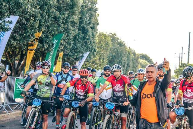 Em Bodoquena, ciclistas levam at&eacute; 5 horas para completar desafio sobre rodas