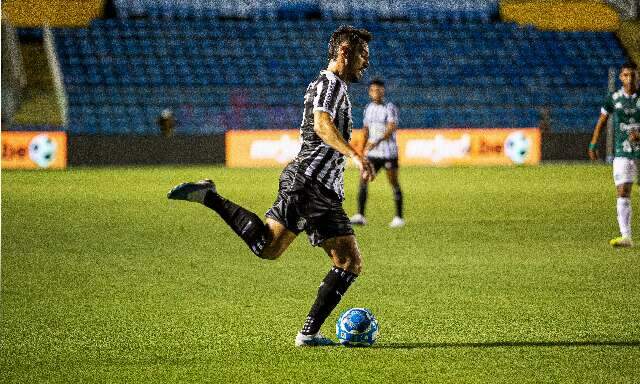 Jogando em casa, Cear&aacute; &eacute; derrotado pelo Guarani em partida da S&eacute;rie B