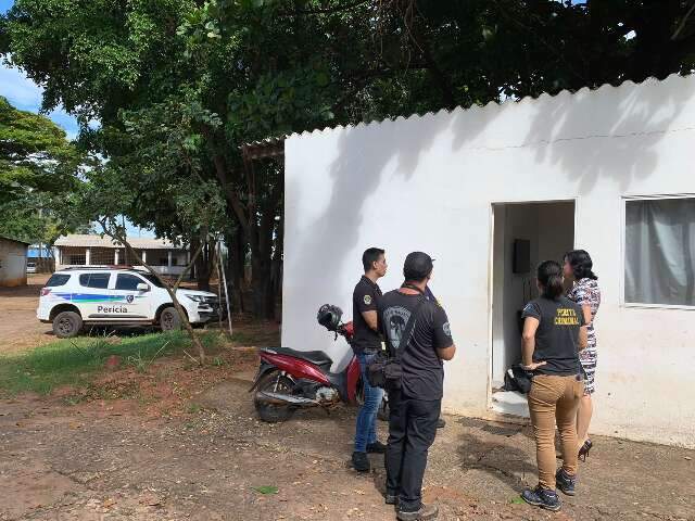 Guarda municipal &eacute; encontrado morto em almoxarifado da prefeitura