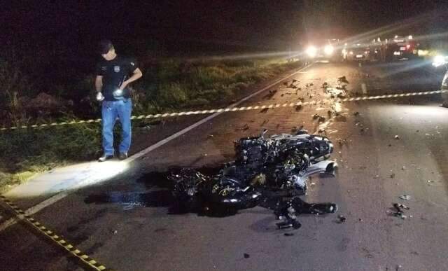 Motociclista morre ap&oacute;s colidir com carro de passeio na MS-157