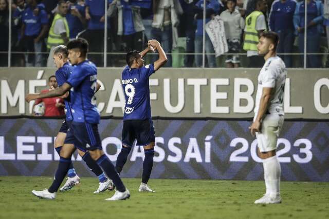 Jogando em casa, Cruzeiro bate N&aacute;utico e avan&ccedil;a na Copa do Brasil