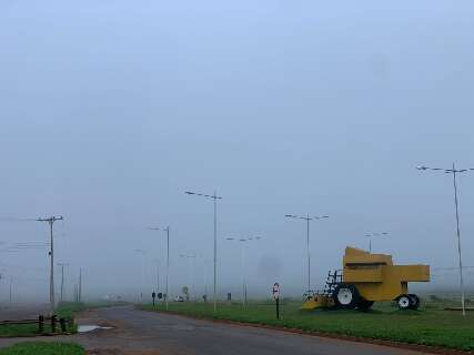 Chapadão do Sul é tomada pela neblina nesta manhã