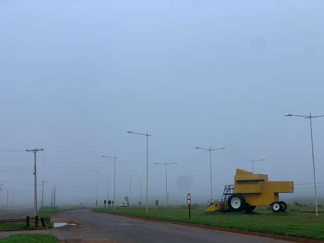 Chapad&atilde;o do Sul &eacute; tomada pela neblina nesta manh&atilde;