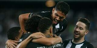 Com gols de Matheus Nascimento e Janderson, o Glorioso classificou-se para as oitavas de final da Copa do Brasil. (Foto: Vitor Silva/Botafogo)