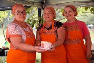 Irmãs, Maria, Ada e Tânia levam para as feiras receitas de família. (Foto: Arquivo pessoal)