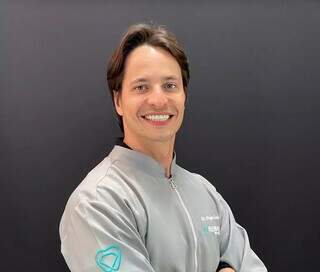 Dr. Diogo Coelho tem se especializado na área da Odontologia há 14 anos. (Foto: Divulgação)