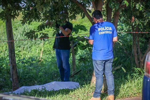 &ldquo;S&oacute; enforquei&rdquo;, diz suspeita de matar homem encontrado nu e com pernas amarradas