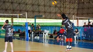 Jogo de vôlei masculino dos Jogos da Juventude no Poliesportivo Dom Bosco (Foto: Lucas Castro/Fundesporte)