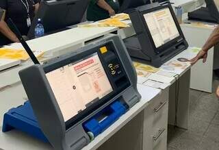 Máquina de votação que será usada nas eleições gerais do Paraguai, domingo (Foto: Divulgação)