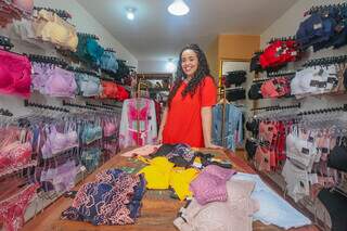 Danielle é proprietária da Deusa Lingerie e hoje conquista muitas clientes pela qualidade e preço acessível. (Foto: Marcos Maluf)