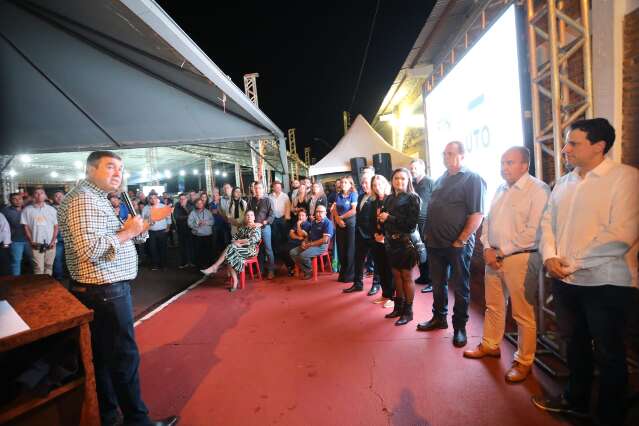 Fortalecendo a cultura, governador participa da tradicional Festa da Lingui&ccedil;a