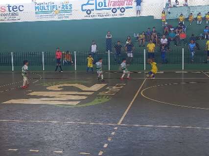 Sábado abriu a 8° Copa Pelezinho Estadual de Futsal