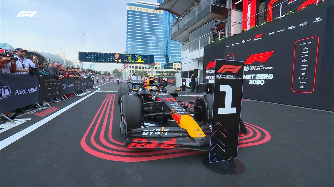 Sérgio Peréz vence no Azerbaijão, Red Bull faz dobradinha e Ferrari fica em 3º