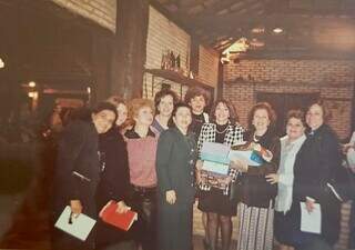Da esquerda para a direita: Marilza, Sylvia, Gessy, Moreli, Isali, Aparecida, Marisa, Maria Elisa,  Ceila e Edelmira. (Foto: Arquivo pessoal)