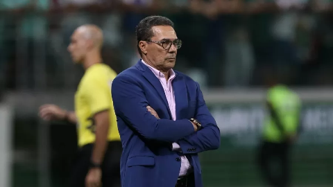 Corinthians acerta retorno de Luxemburgo como técnico após saída de Cuca