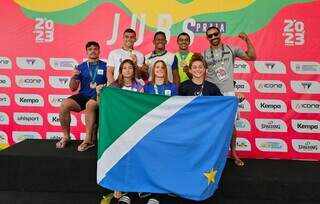 Parte da delegação que consquistou medalhas na competição (Foto: Divulgação/Fundesporte)