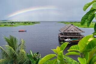 Uma bela vista de Iquitos, cidade peruana sem qualquer acesso rodoviário, somente de avião ou de barco pelo Rio Amazonas – Foto: Reprodução