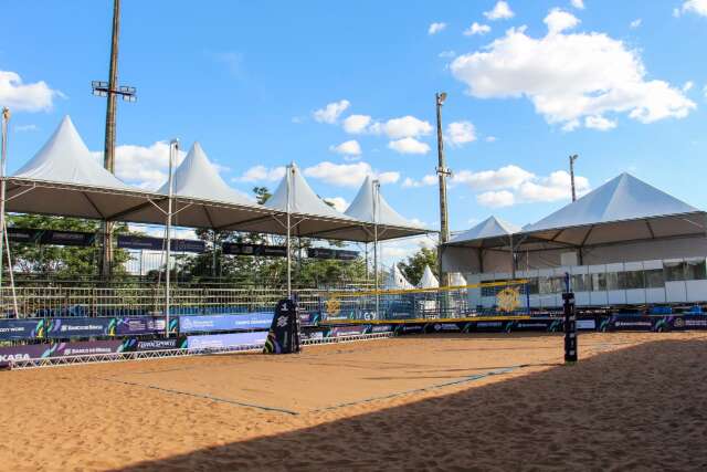 Circuito de v&ocirc;lei de praia come&ccedil;a neste s&aacute;bado com oito duplas de MS