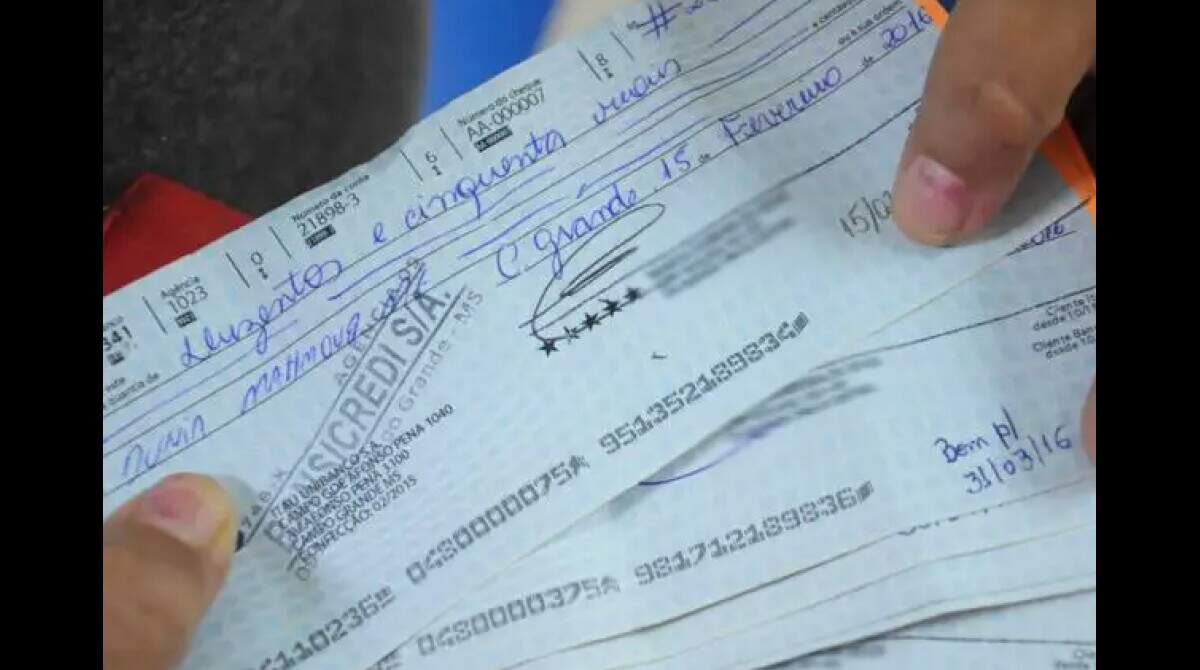 Diferença Entre Talão de Cheque e Cheque Especial