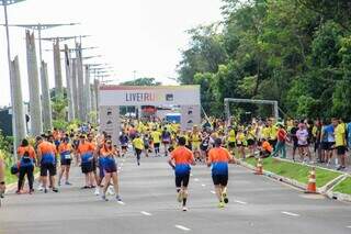 Evento reuniu mais de mil corredores no Parque dos Poderes (Foto: Juliano Almeida)